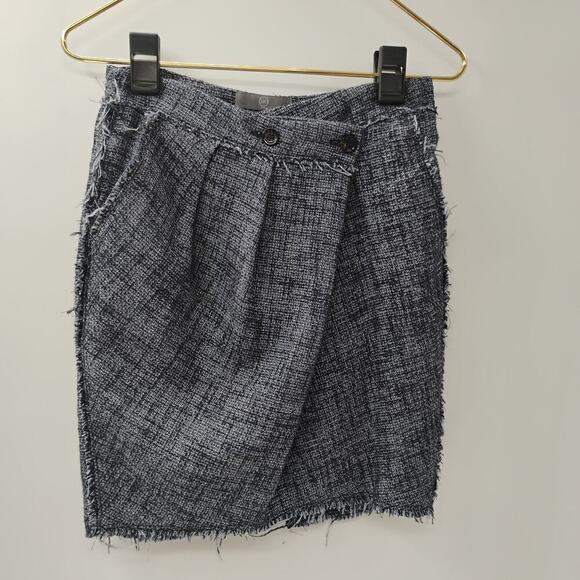 ALEXANDER McQUEEN Tweed Wrap Pleated Skirt with Belt Dark Gray size 38 F/S EUC - Picture 3 of 16